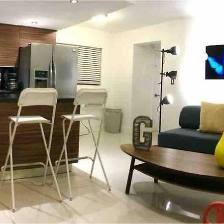 Groveo6 10 Minutes From The Beach Miami Exterior photo